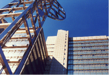 Sicht auf das Bonner Stadthaus am Berliner Platz